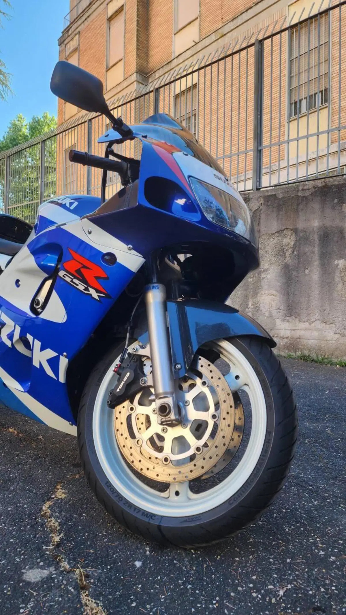 Suzuki Gsxr 600 srad (4)