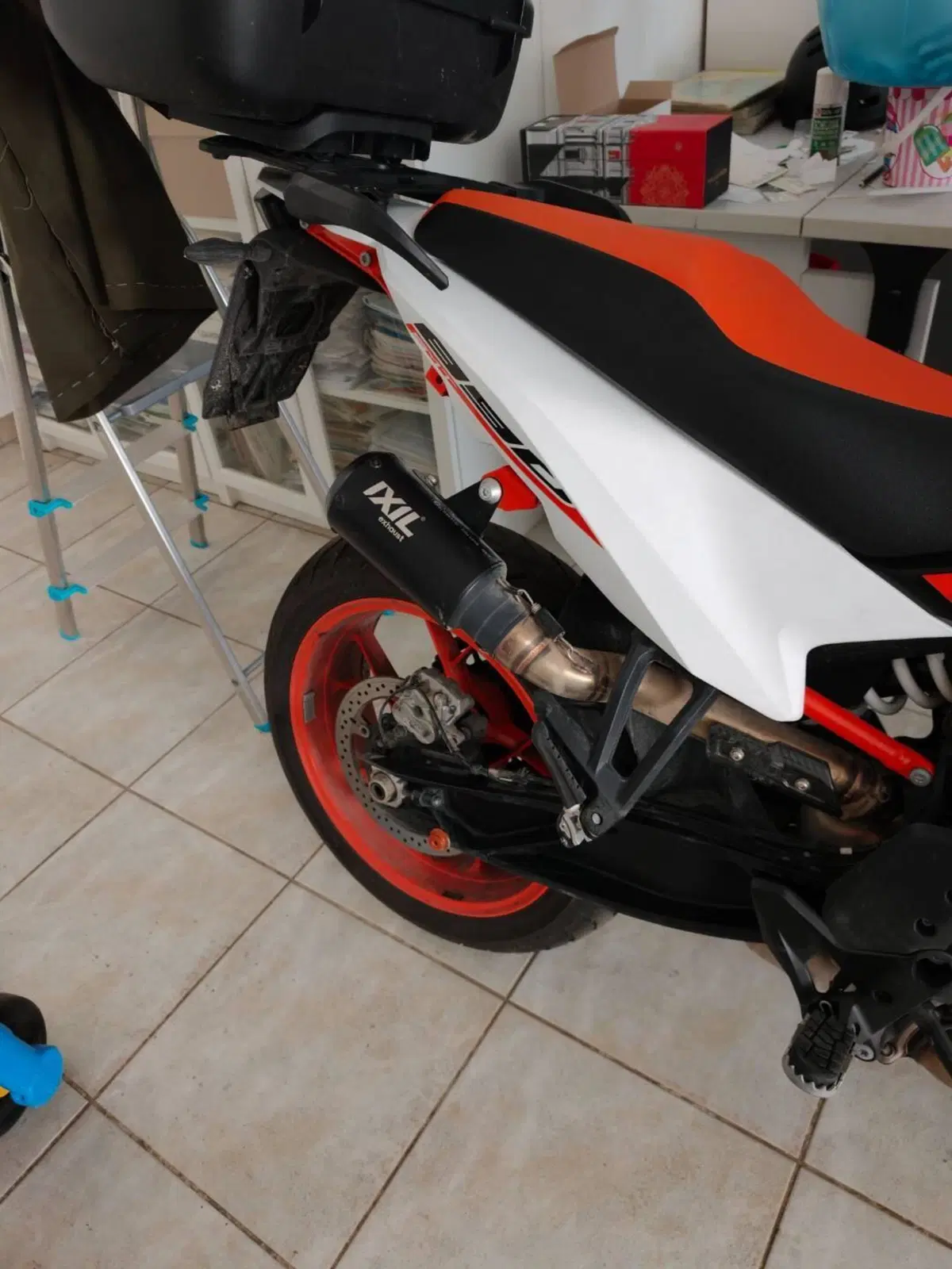 KTM 890 SMT (2023 - 25) (4)
