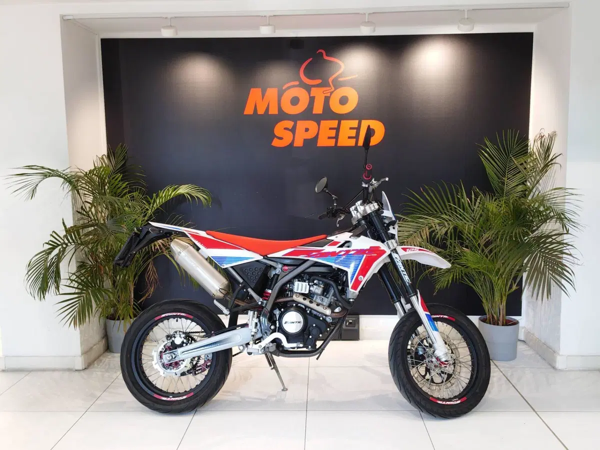 Fantic Motor Motard 125 Performance 4t (2020)