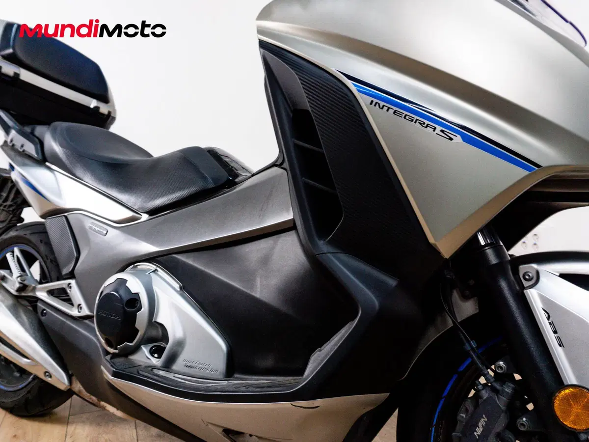 Honda Integra 750 DCT ABS (2014 - 15) (4)