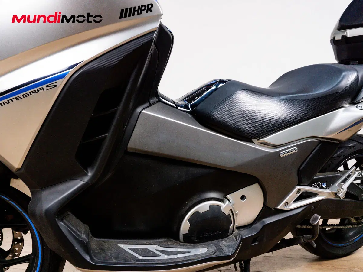 Honda Integra 750 DCT ABS (2014 - 15) (9)