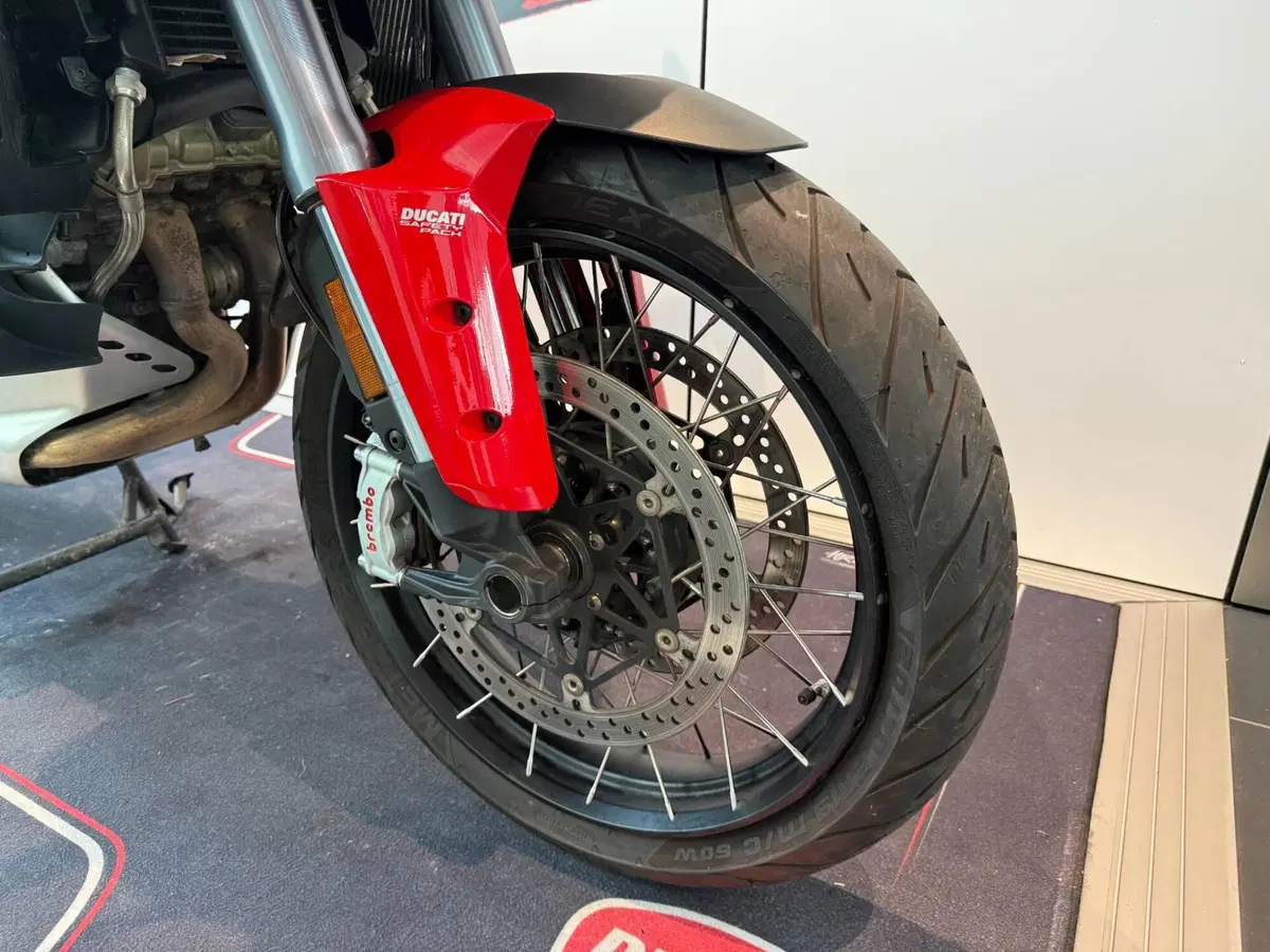 Ducati Multistrada V4 S (2021 - 24) (3)