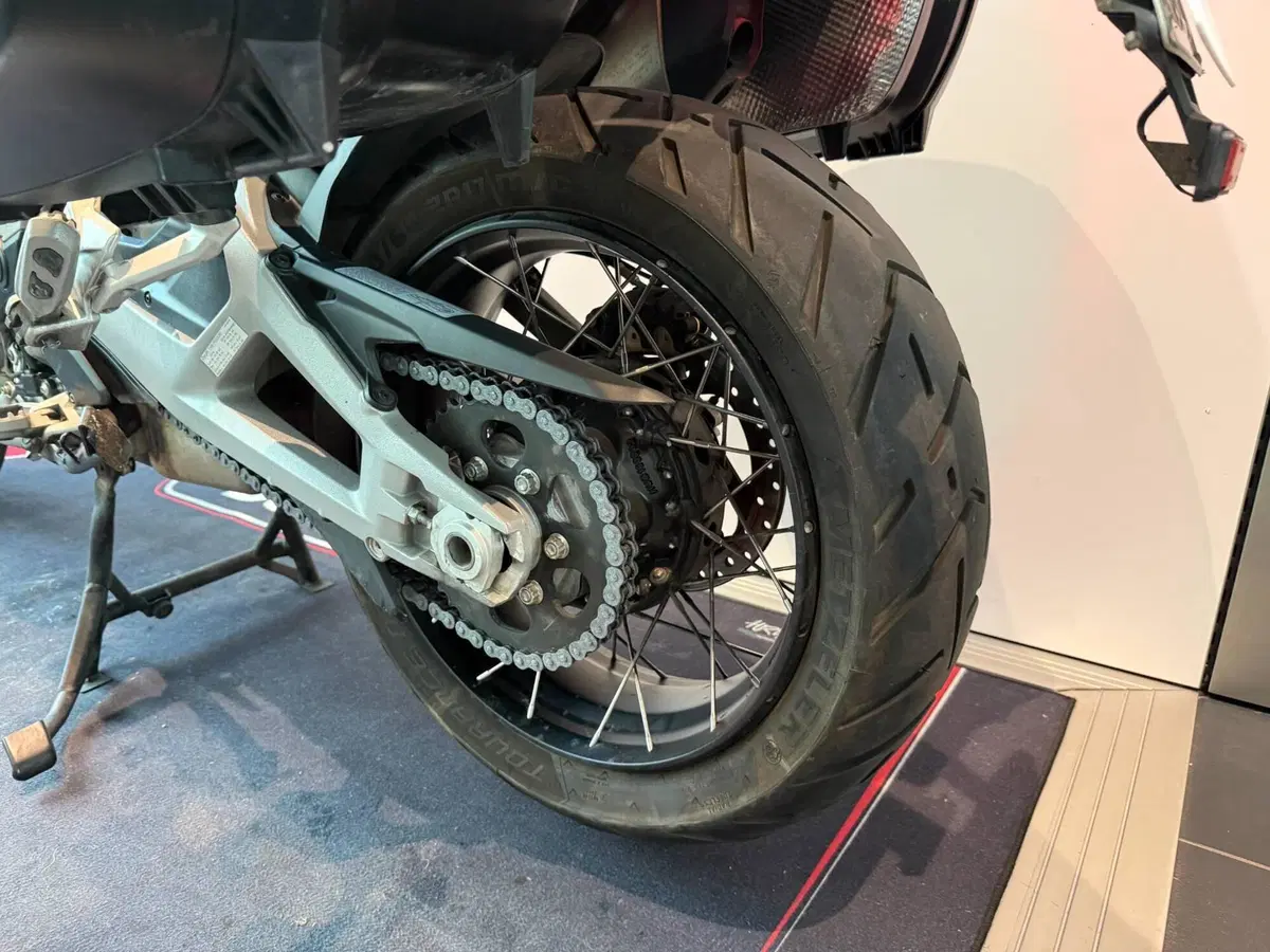 Ducati Multistrada V4 S (2021 - 24) (10)