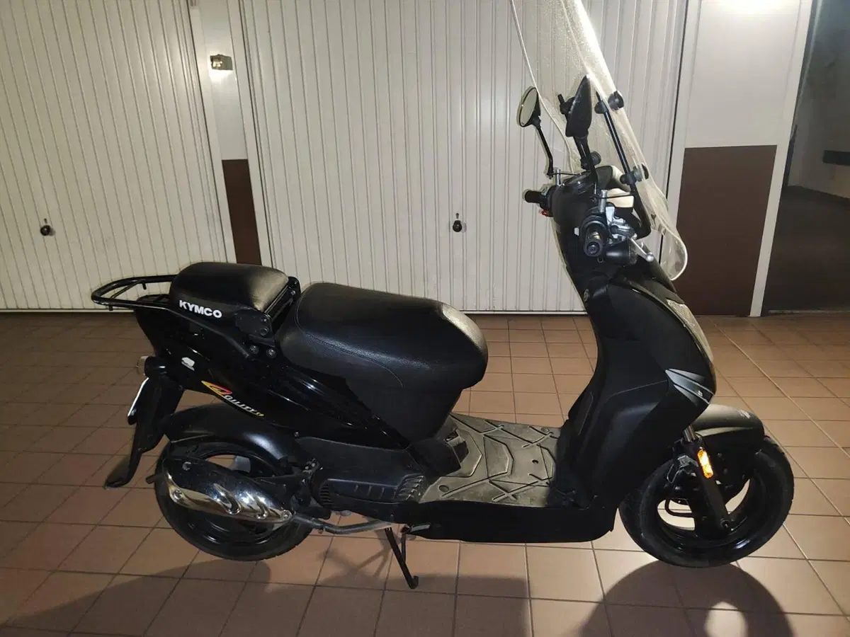 Kymco Agility 50 4T (2005 - 06) (2)