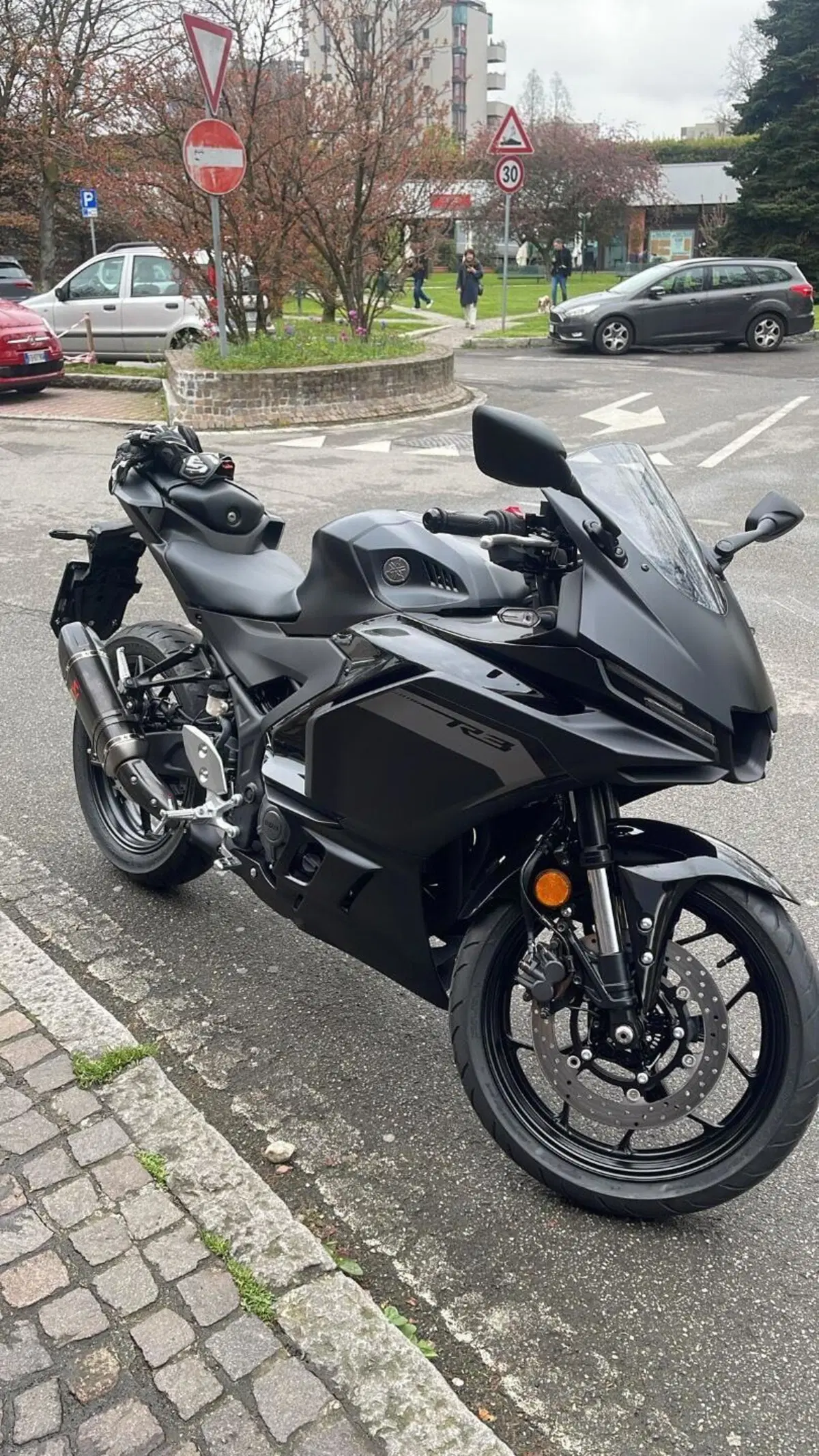 Yamaha YZF R3 (2025 - 26) (7)