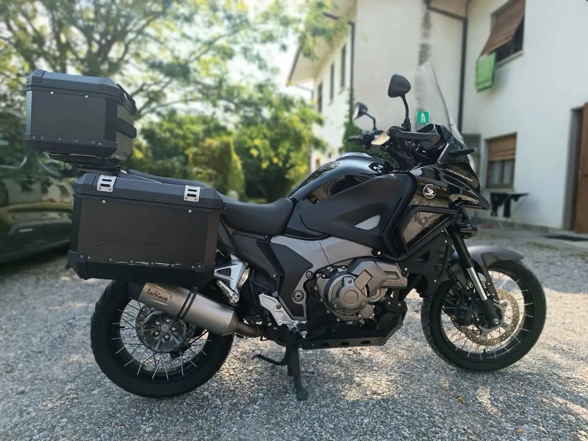 Honda Crosstourer DCT ABS L.E. (2011 - 14) (2)