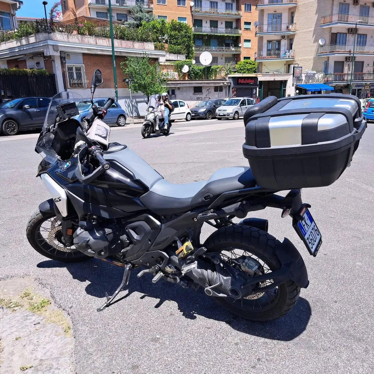 Bmw R 1300 GS Triple Black (2023 - 26) (4)