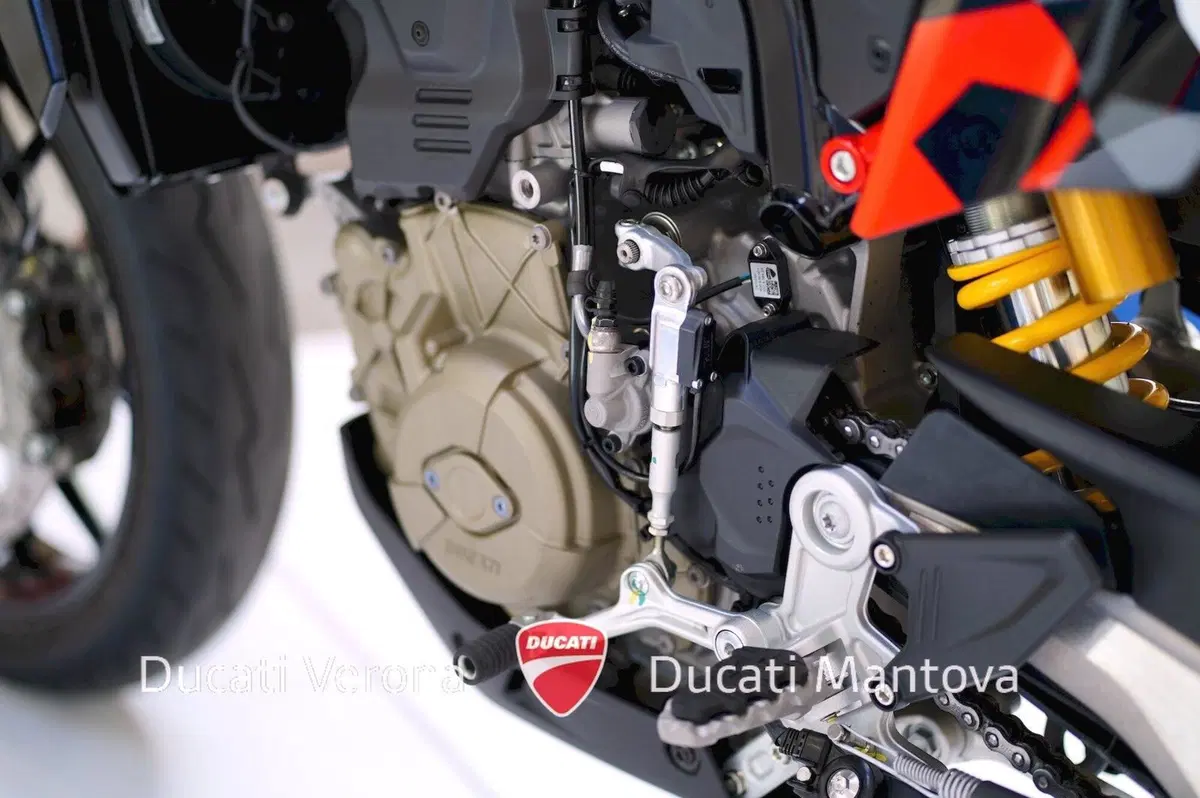 Ducati Hypermotard 698 Mono RVE (2024 - 26) (15)