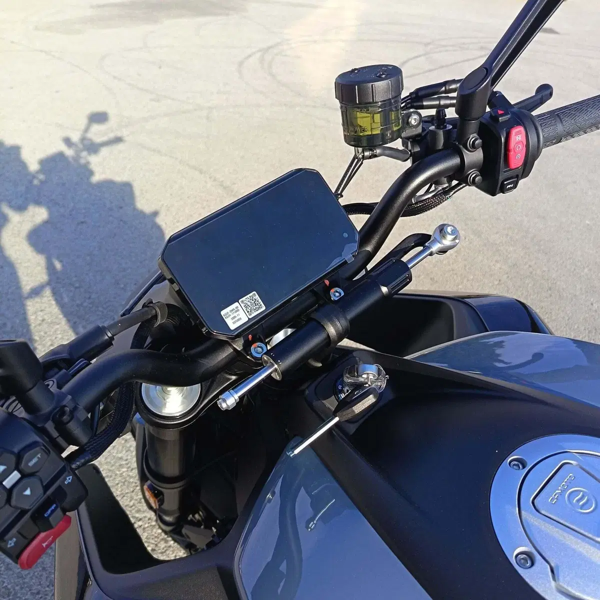 CFMOTO 675NK (2025 - 26) (7)