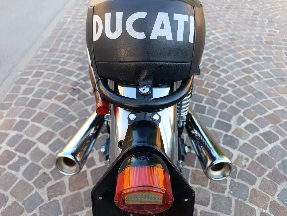 Ducati 750 S (14)