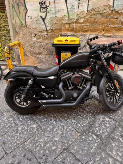 Harley-Davidson 883 Iron (2009 - 11) - XL 883N usata