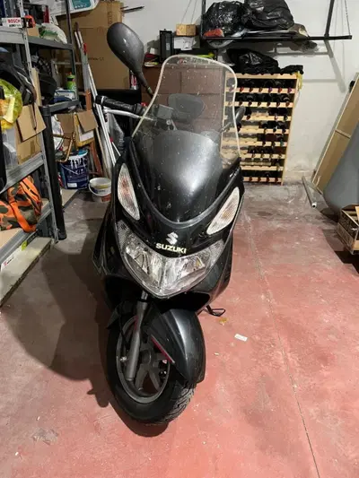 Suzuki Burgman UH 150 (2002 - 06) usata