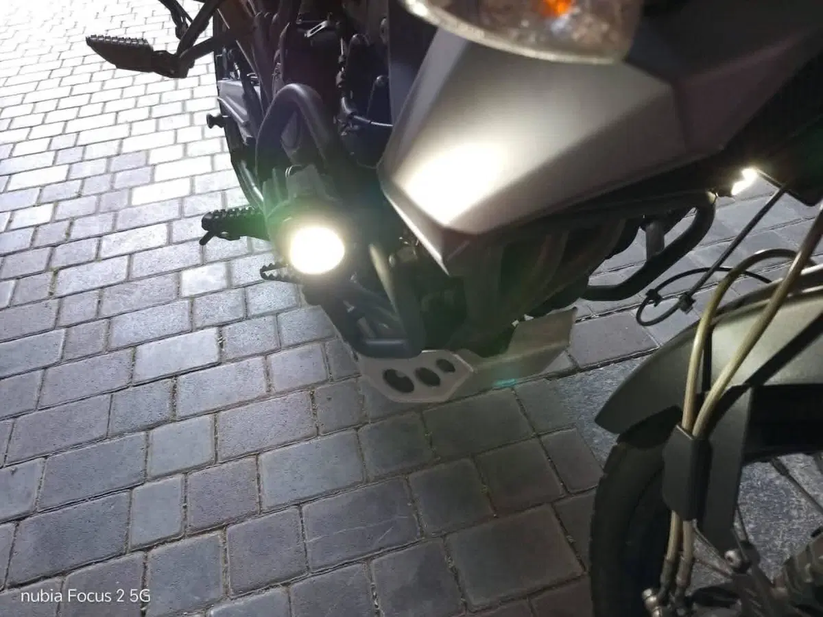 Triumph Tiger 800 XCx (2015 - 17) (4)