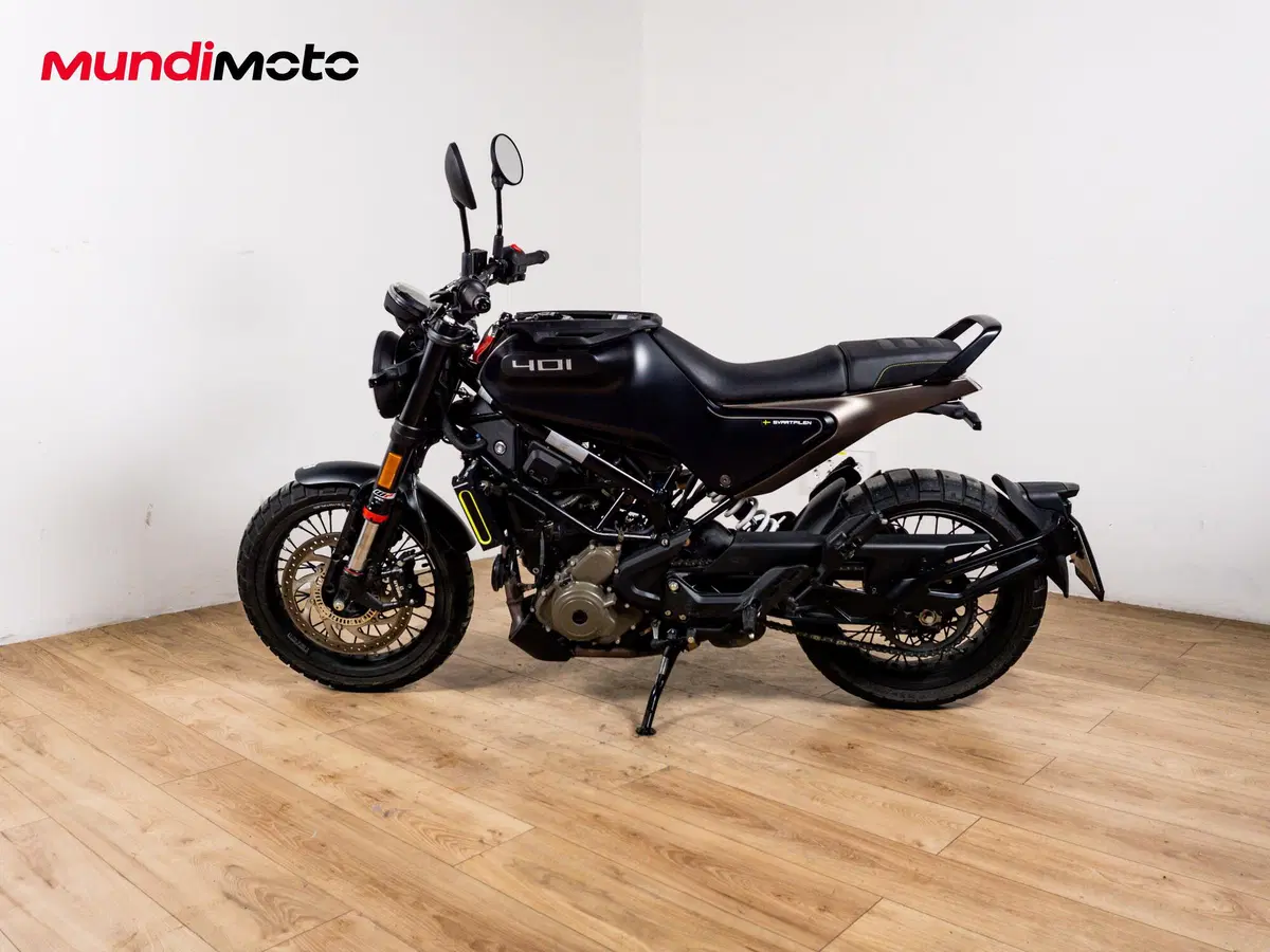 Husqvarna Svartpilen 401 (2024 - 26) (5)