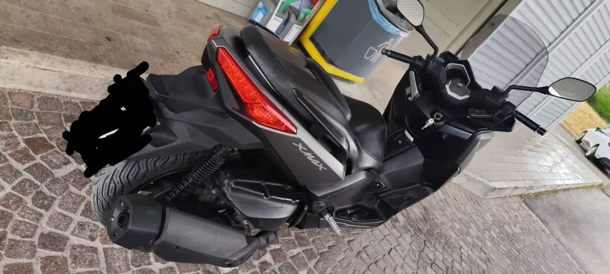 Yamaha X-Max 400 ABS (2013 - 16) (8)