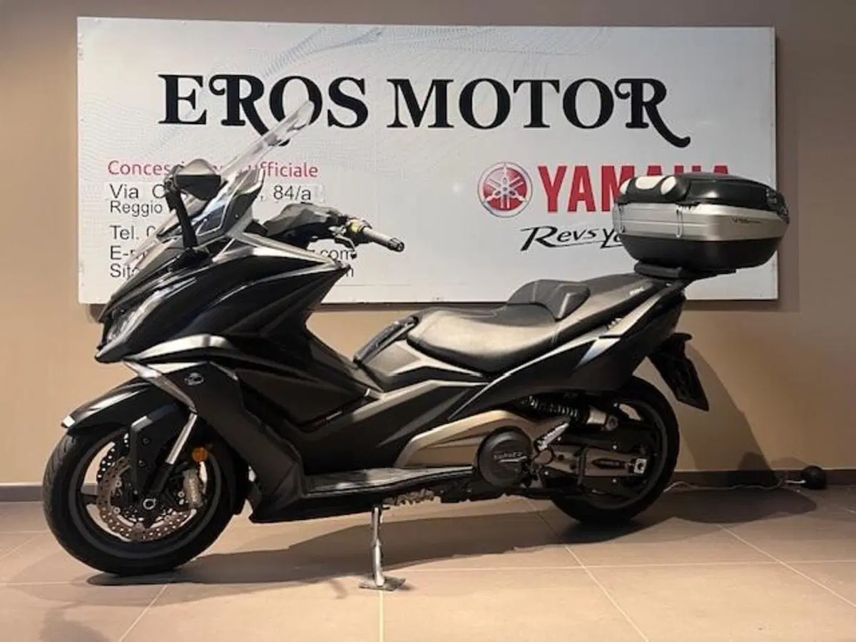 Kymco AK 550 ETS (2021 - 26) (2)