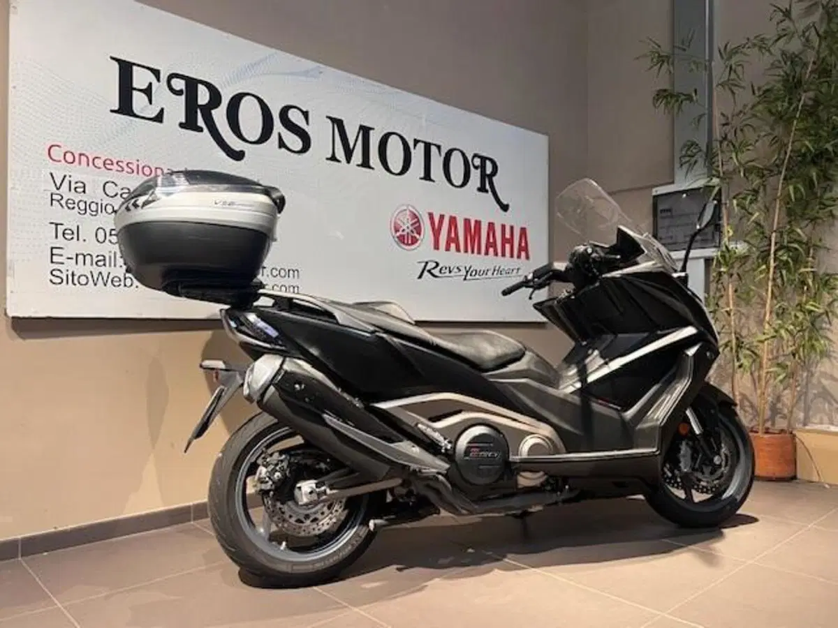 Kymco AK 550 ETS (2021 - 26) (4)