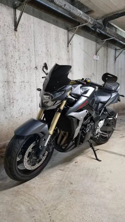 Suzuki GSR 750 ABS (2010 - 17) usata