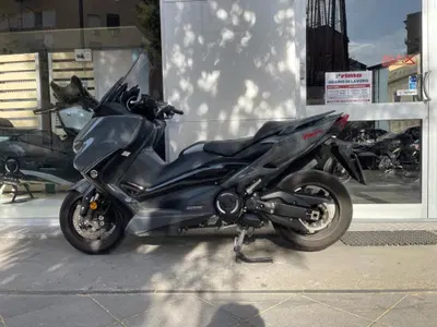 Yamaha T-Max 560 (2020 - 21) usata