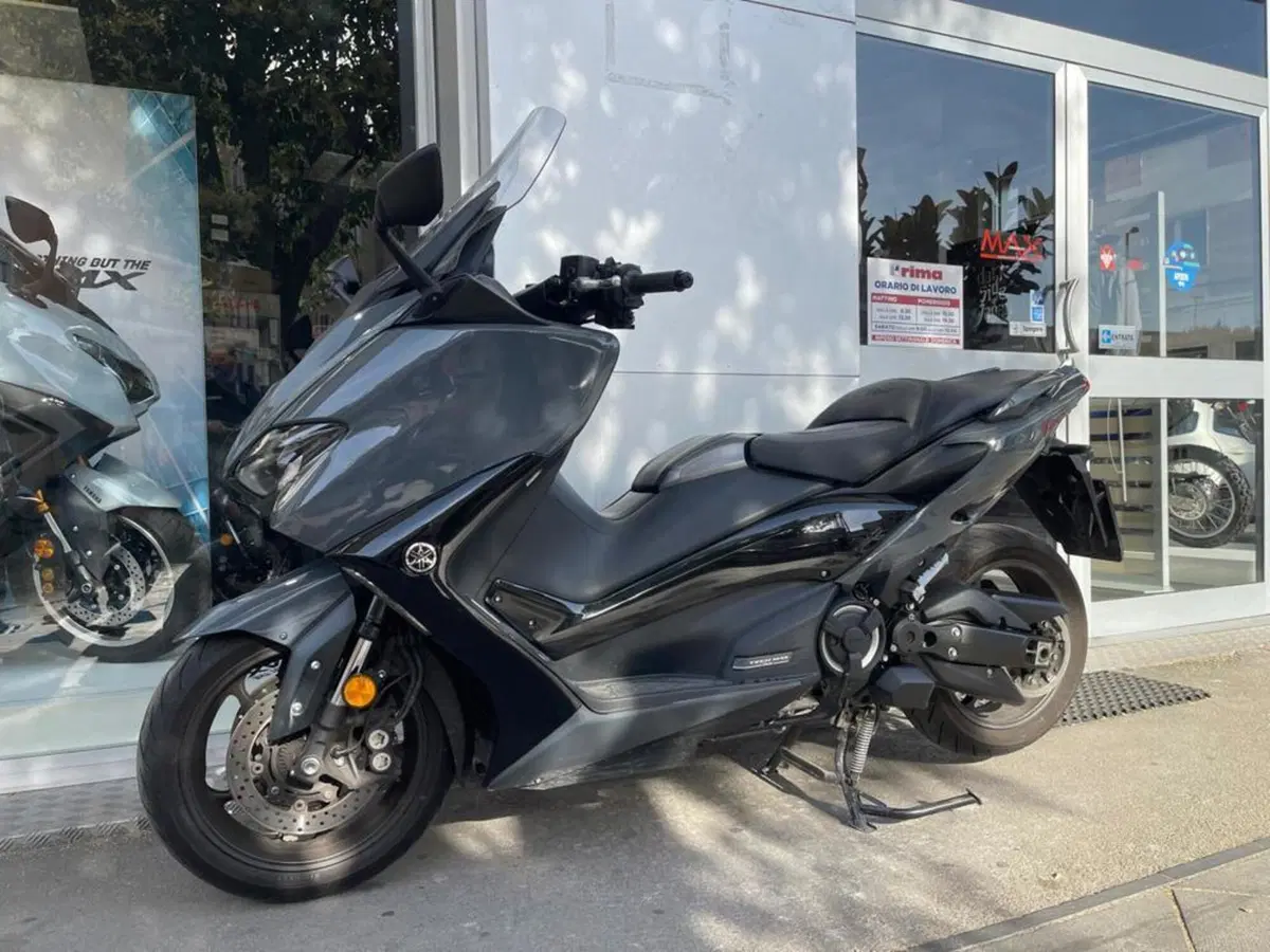Yamaha T-Max 560 (2020 - 21) (3)