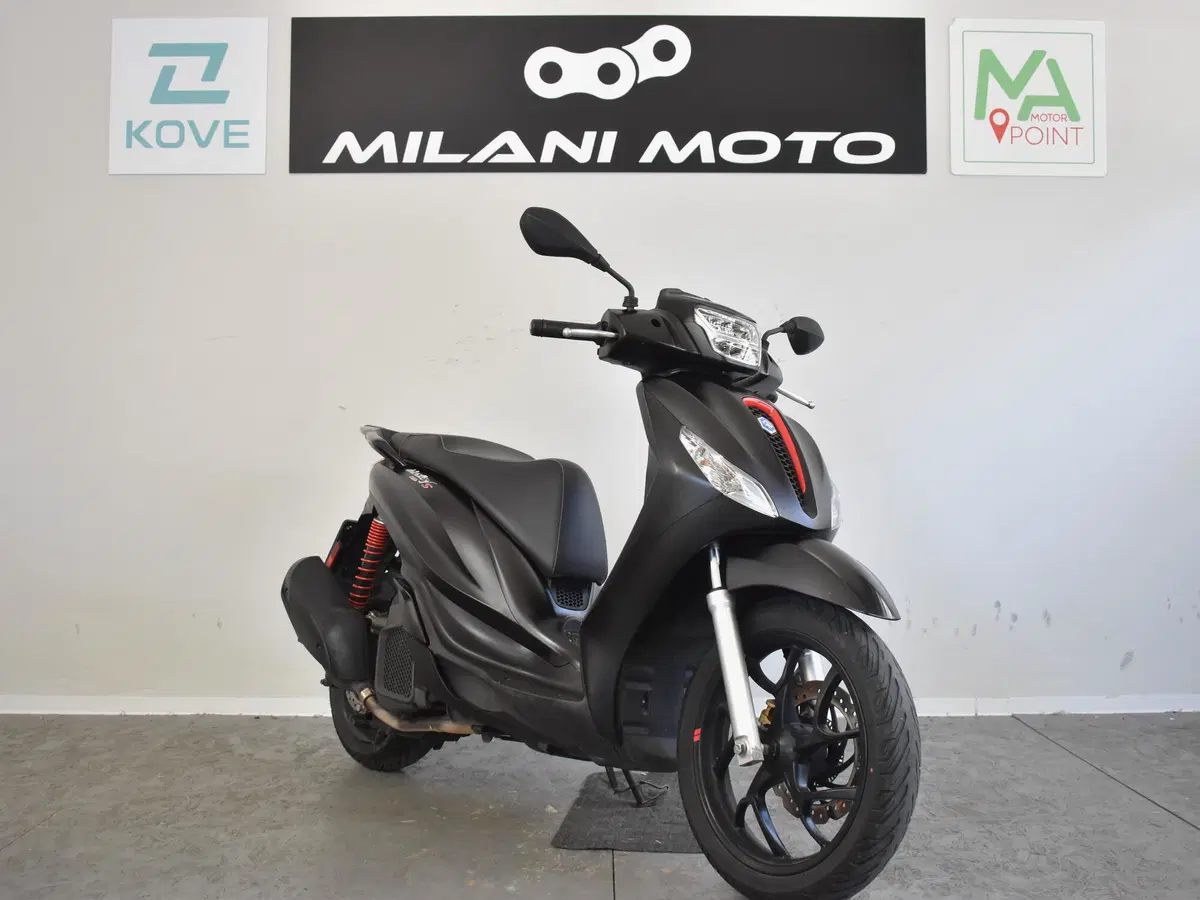 Piaggio Medley 125 S ABS (2021 - 24) (2)