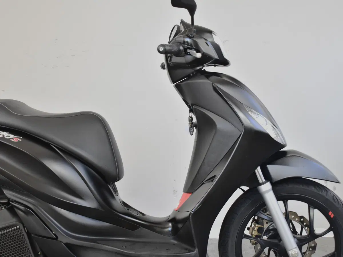 Piaggio Medley 125 S ABS (2021 - 24) (8)