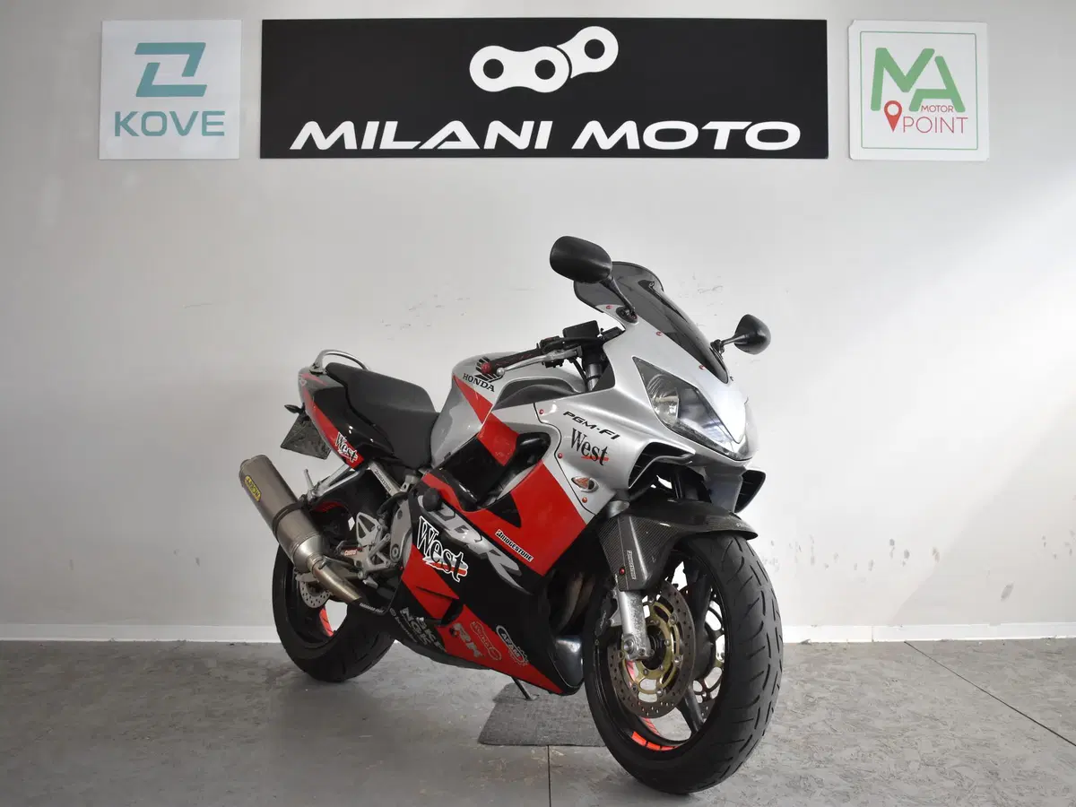 Honda CBR 600 F (2001 - 06) (2)