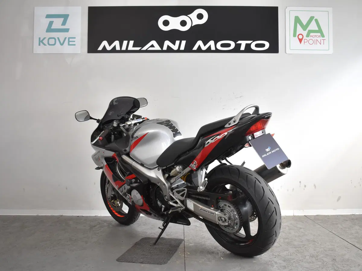 Honda CBR 600 F (2001 - 06) (5)