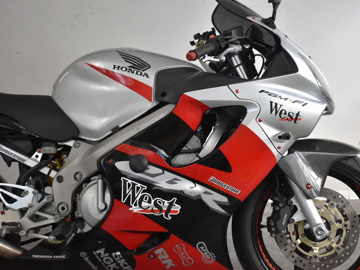 Honda CBR 600 F (2001 - 06) (12)
