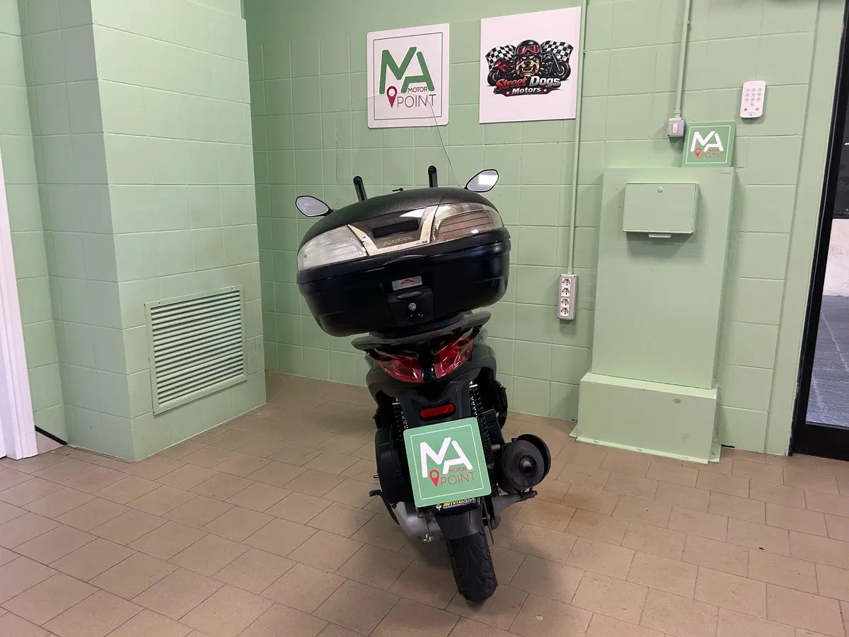 Piaggio Medley 150 S ABS (2016 - 19) (4)