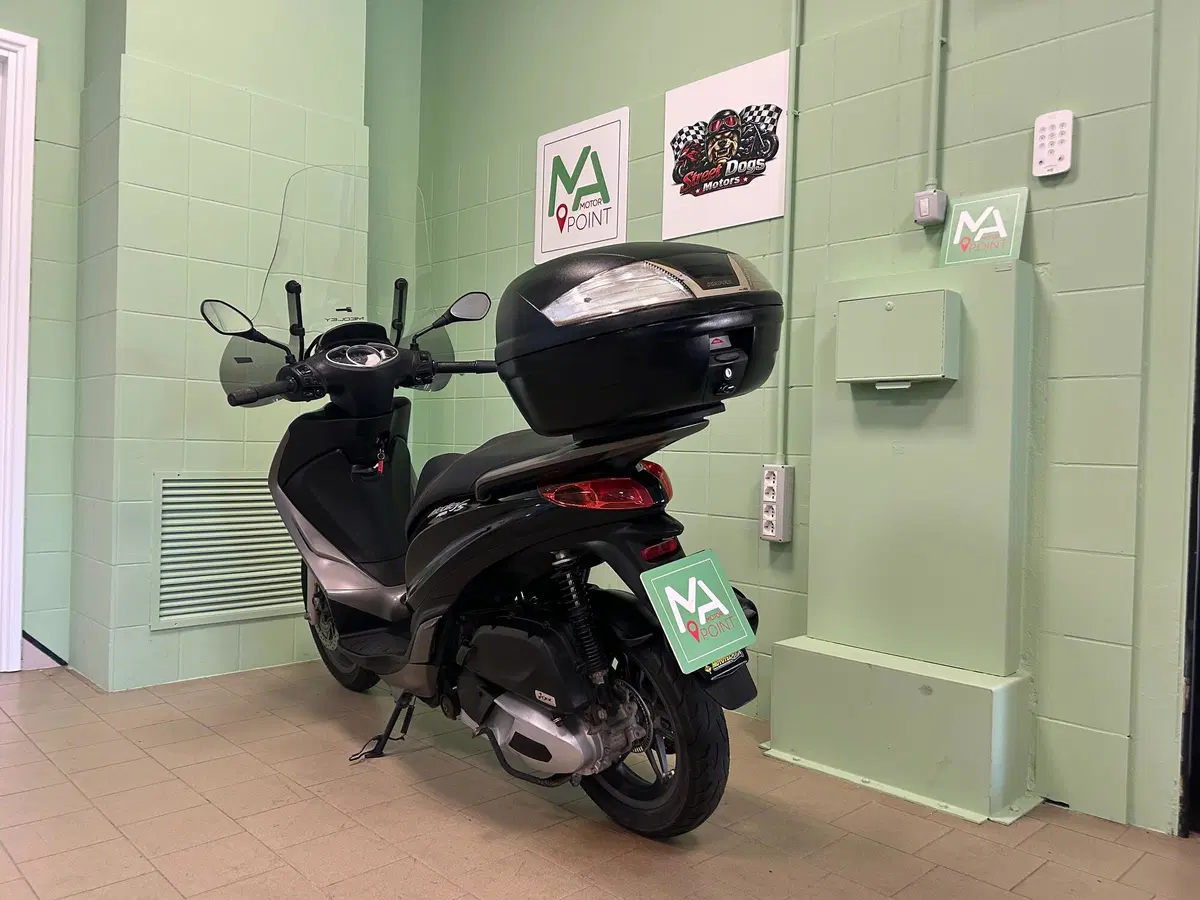 Piaggio Medley 150 S ABS (2016 - 19) (6)