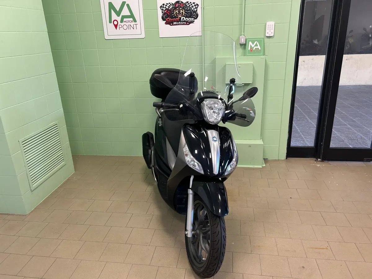 Piaggio Medley 150 S ABS (2016 - 19) (9)
