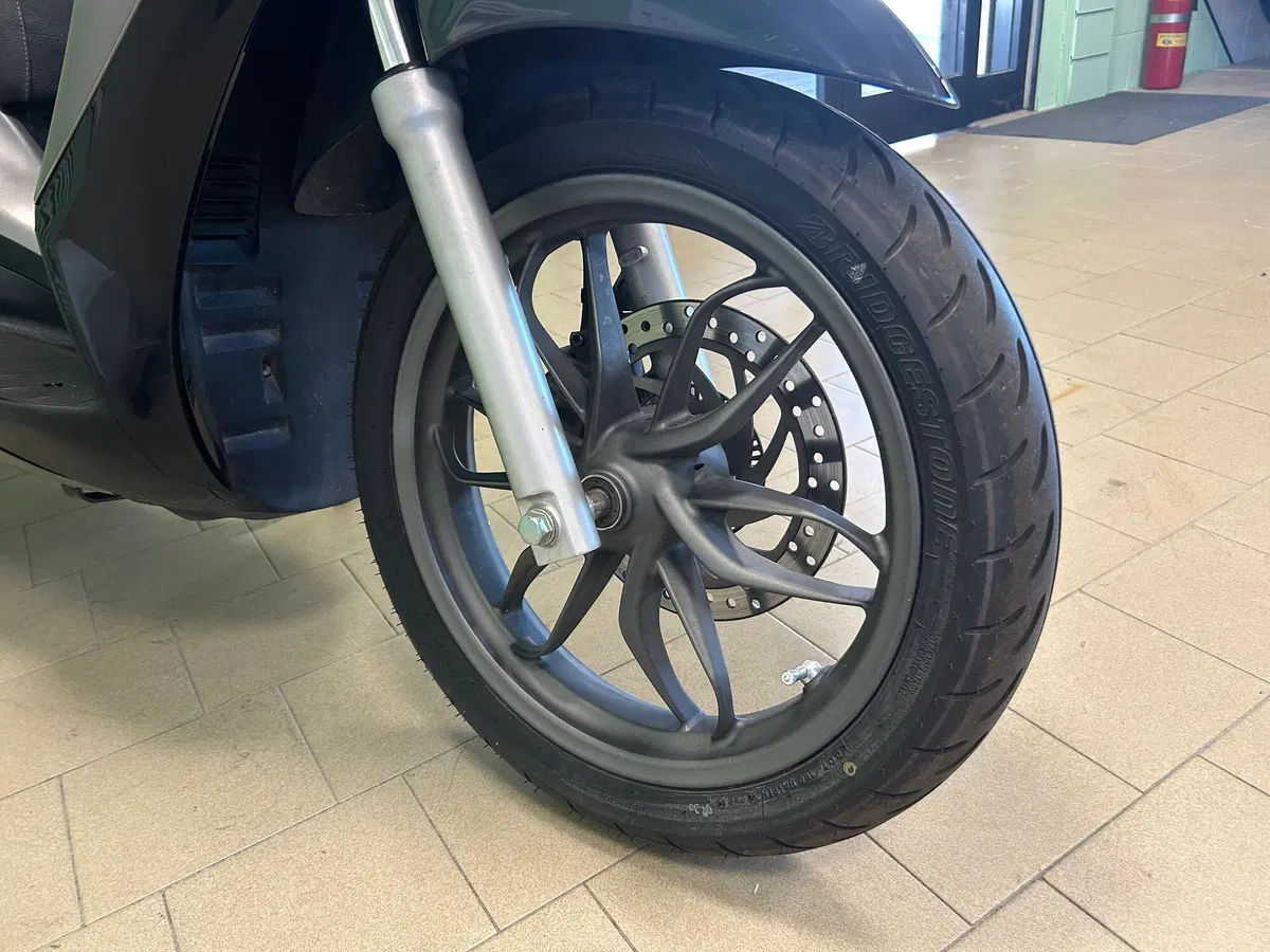 Piaggio Medley 150 S ABS (2016 - 19) (10)