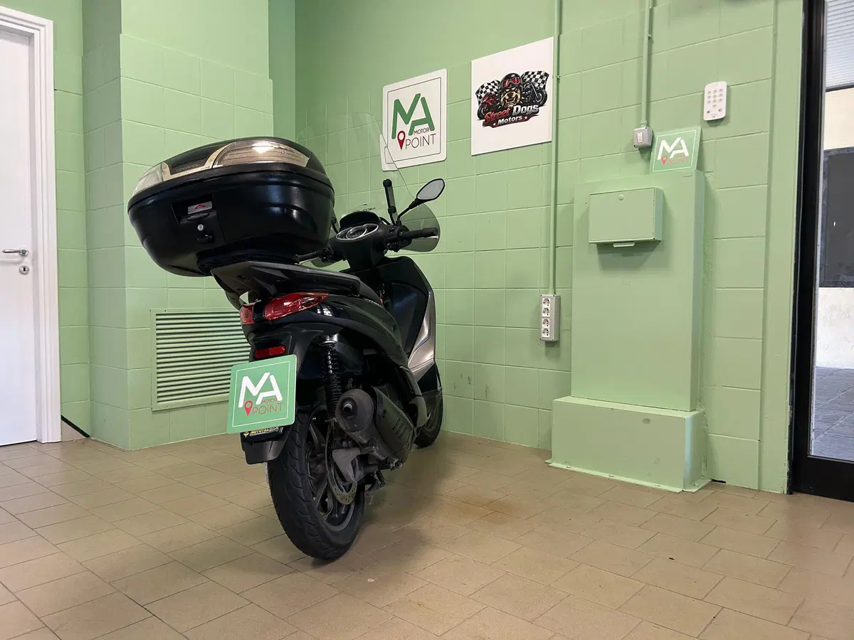 Piaggio Medley 150 S ABS (2016 - 19) (16)
