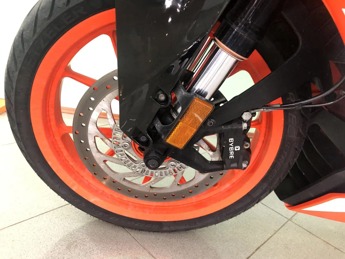 KTM RC 125 ABS (2017 - 20) (11)