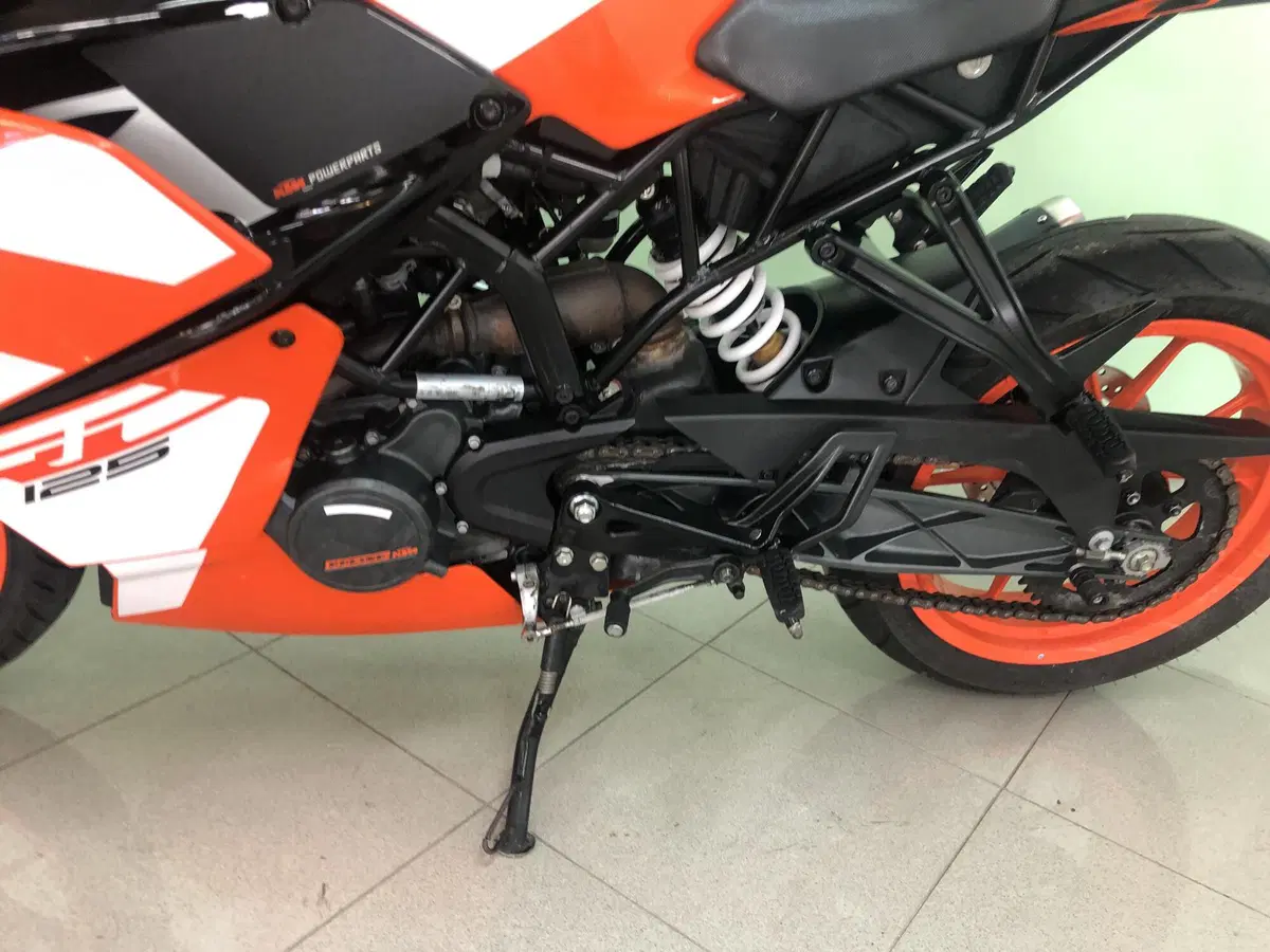 KTM RC 125 ABS (2017 - 20) (15)
