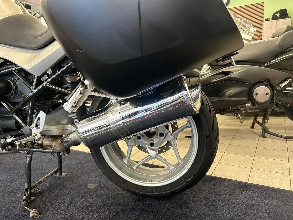 Bmw R 1200 R (2006 - 11) (5)