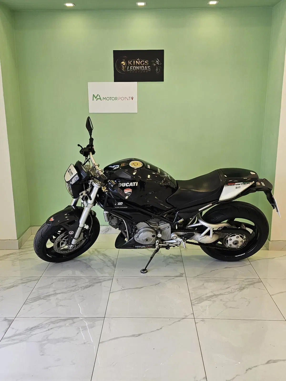 Ducati Monster S2 R Dark (2004 - 06) (2)