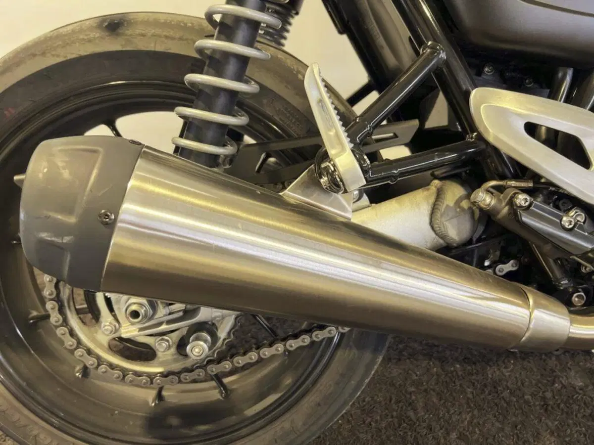 Triumph Speed Twin 1200 (2021 - 24) (10)
