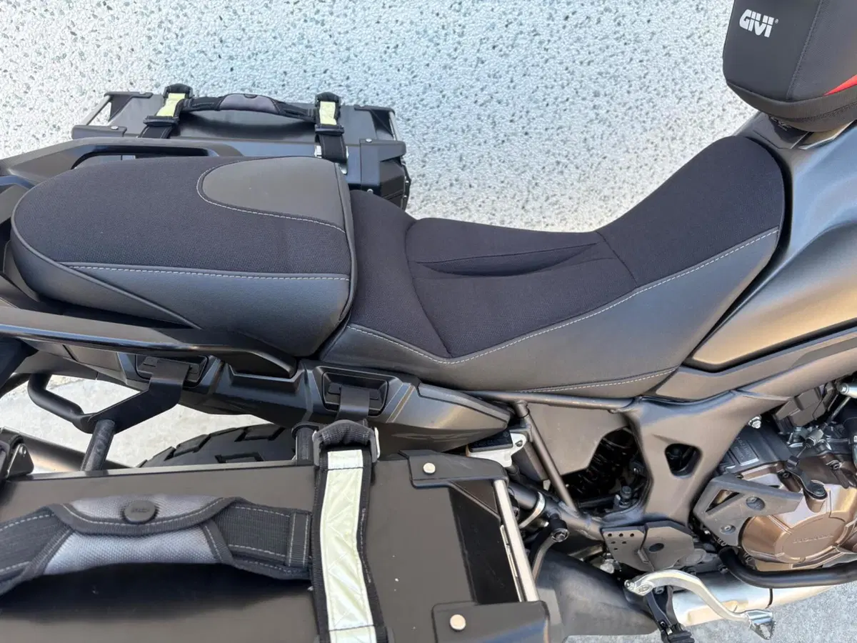 Honda Africa Twin CRF 1000L ABS (2016 - 17) (4)