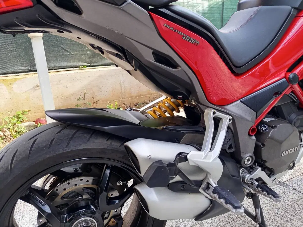 Ducati Multistrada 1200 S (2015 - 17) (4)