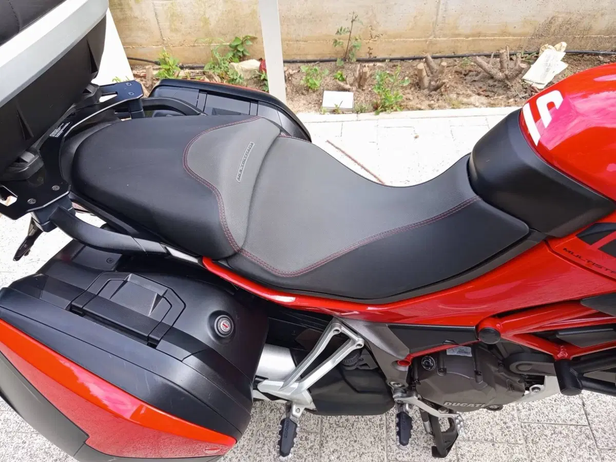 Ducati Multistrada 1200 S (2015 - 17) (9)