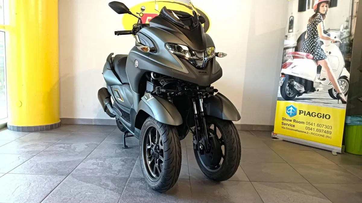 Yamaha Tricity 300 (2021 - 24) (3)