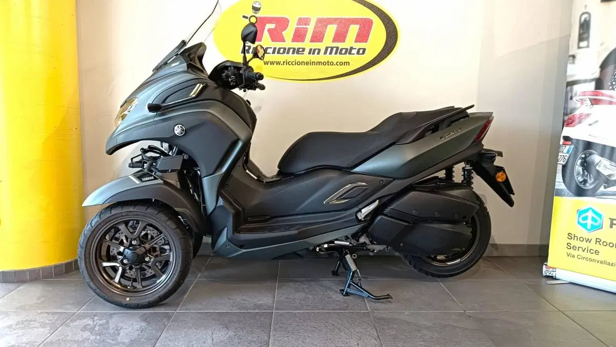 Yamaha Tricity 300 (2021 - 24) (4)