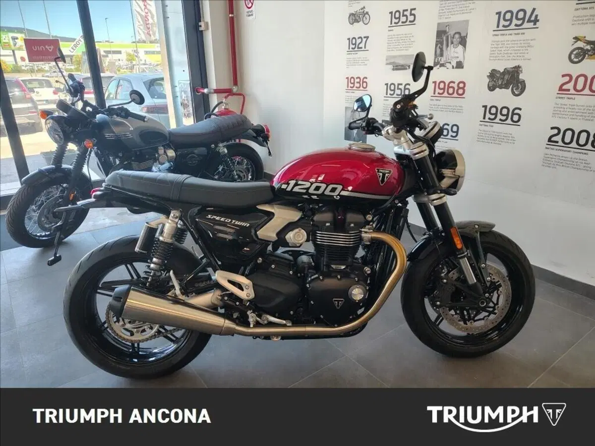 Triumph Speed Twin 1200 (2025 - 26) (9)