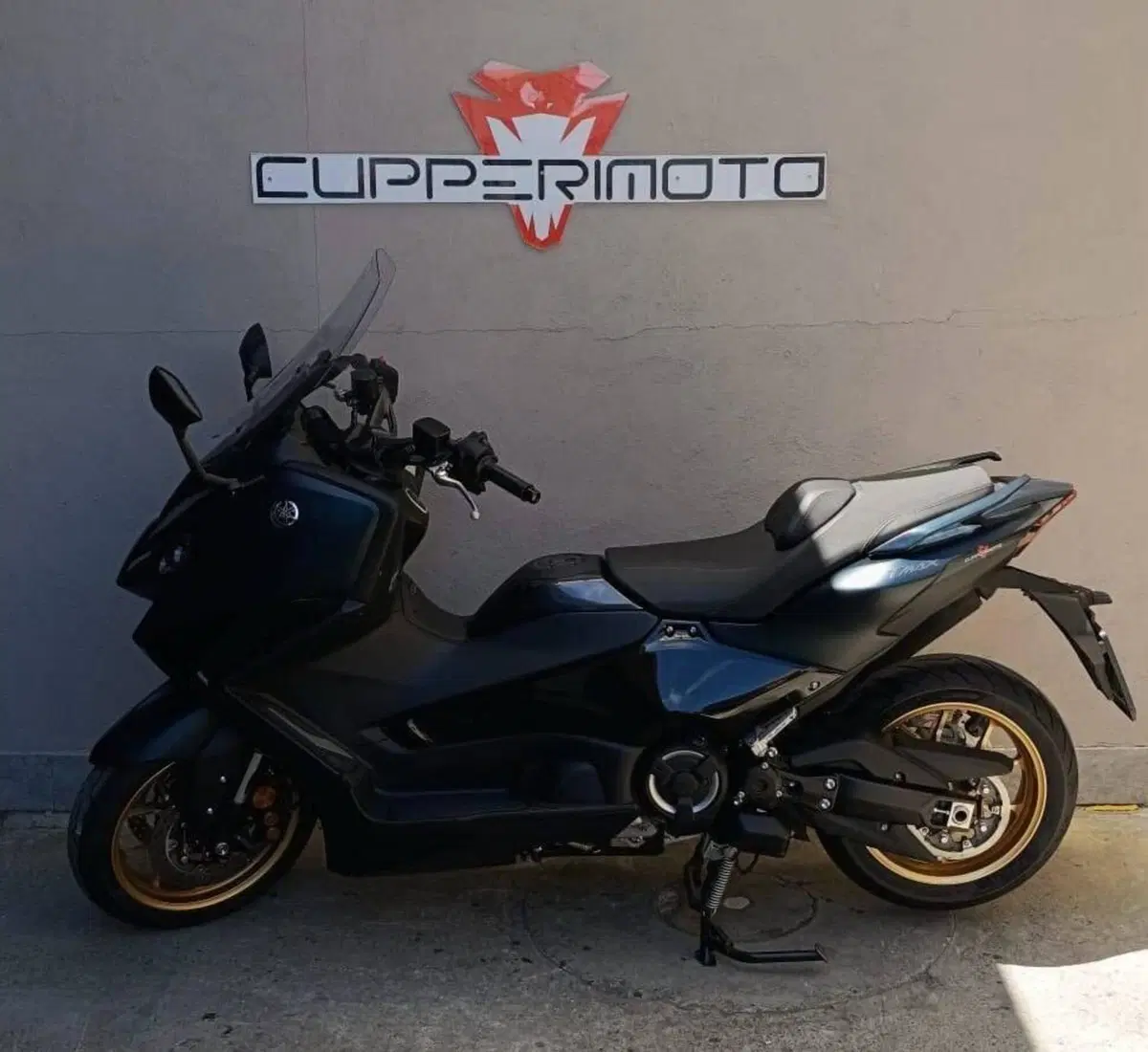 Yamaha T-Max 560 Tech Max (2022 - 24) (3)