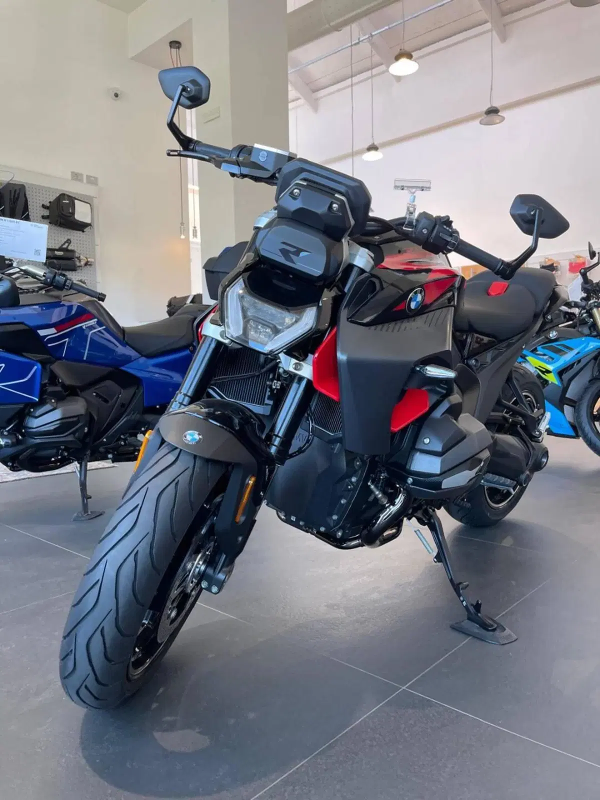 Bmw R 1300 R (2026) (6)
