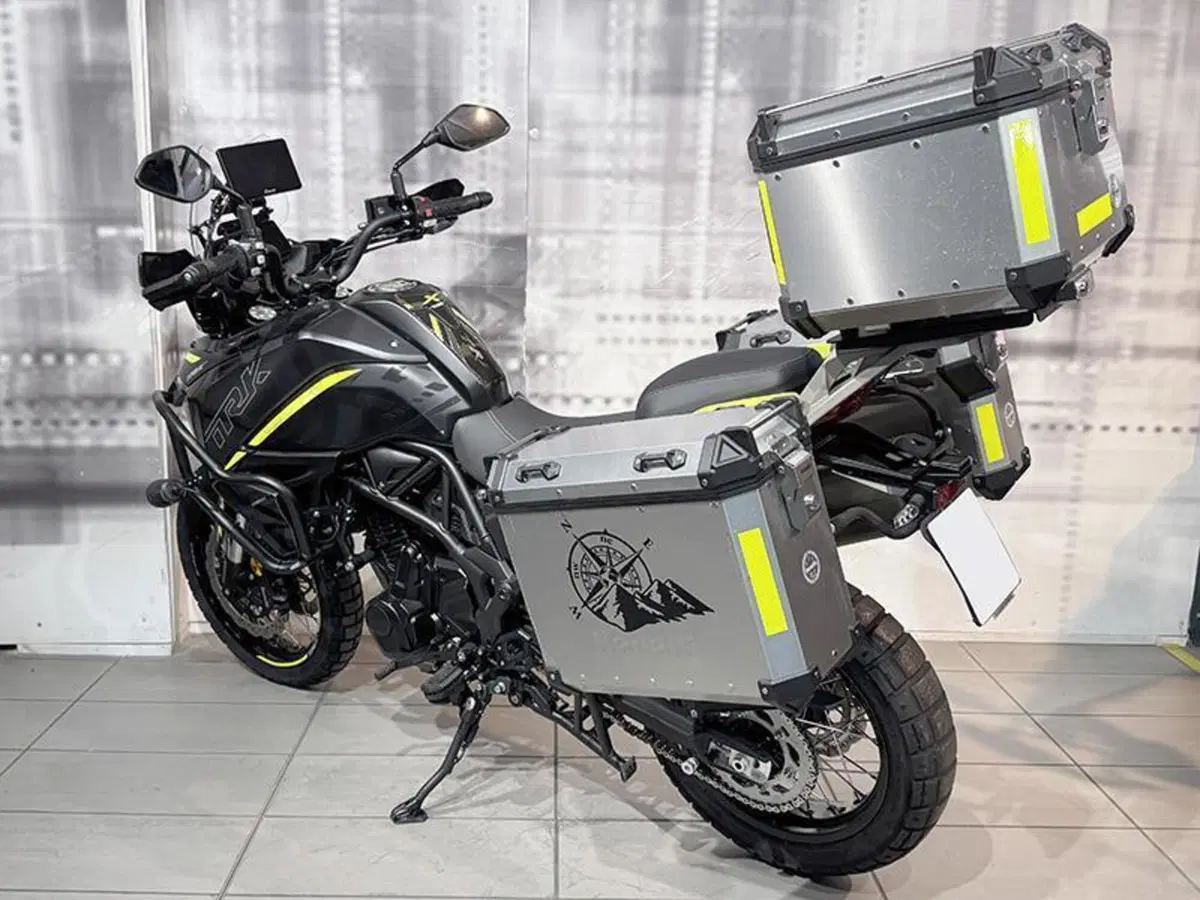 Benelli TRK 702 (2023 - 25) (2)