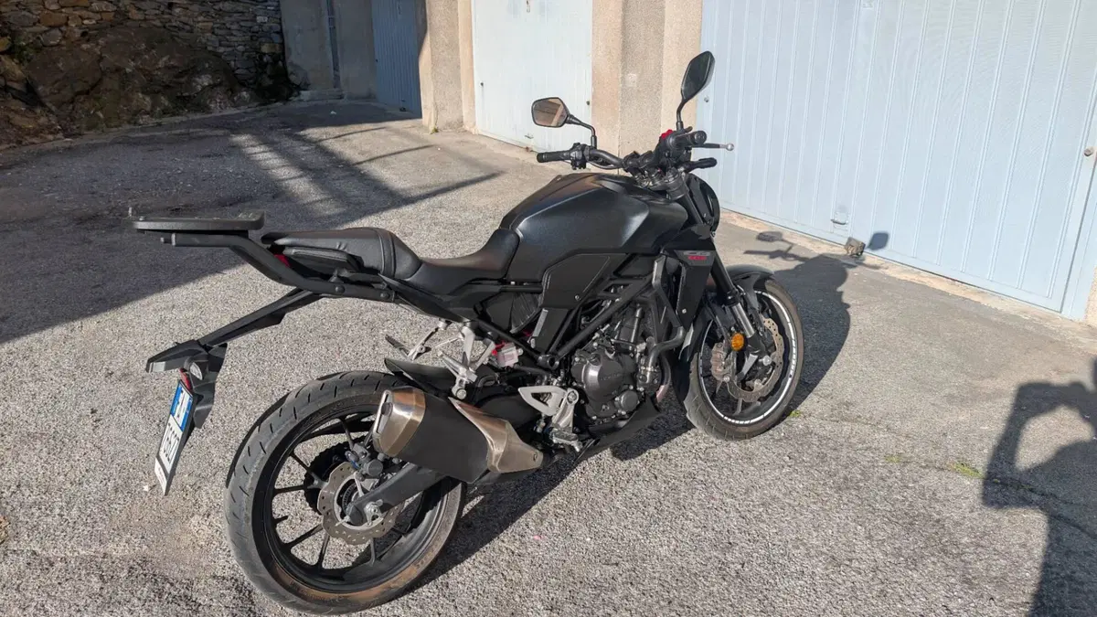 Honda CB 300 R (2022 - 26) (2)