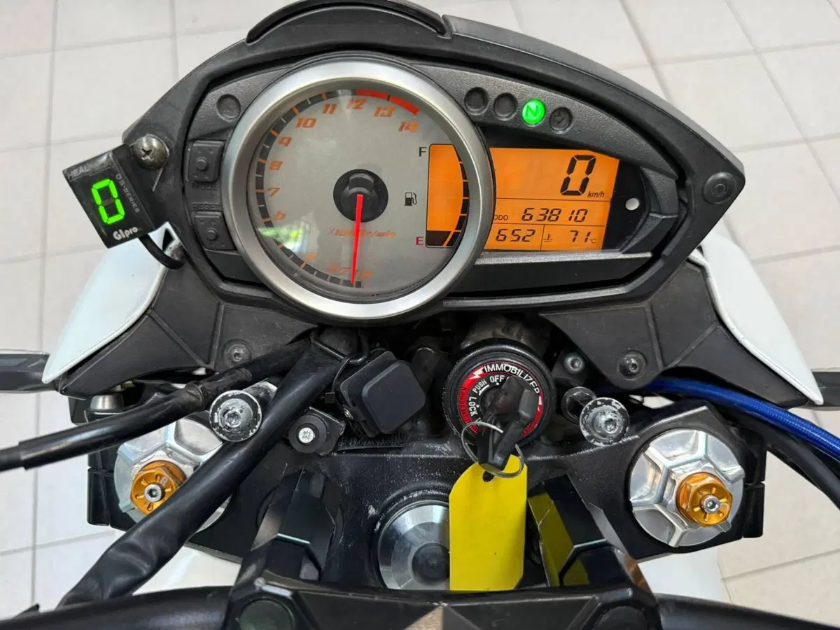 Kawasaki Z 750 (2007 - 14) (15)
